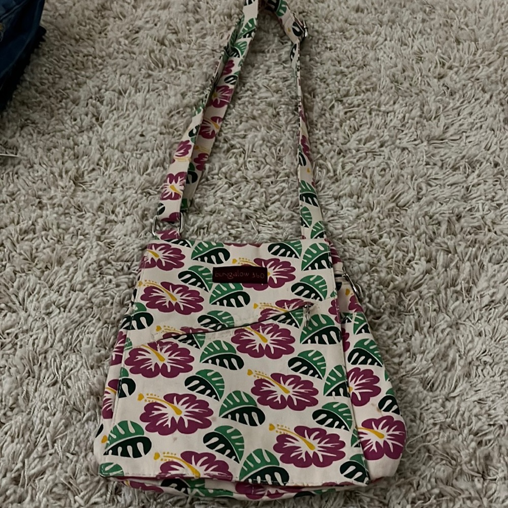 Super fun cross body bag